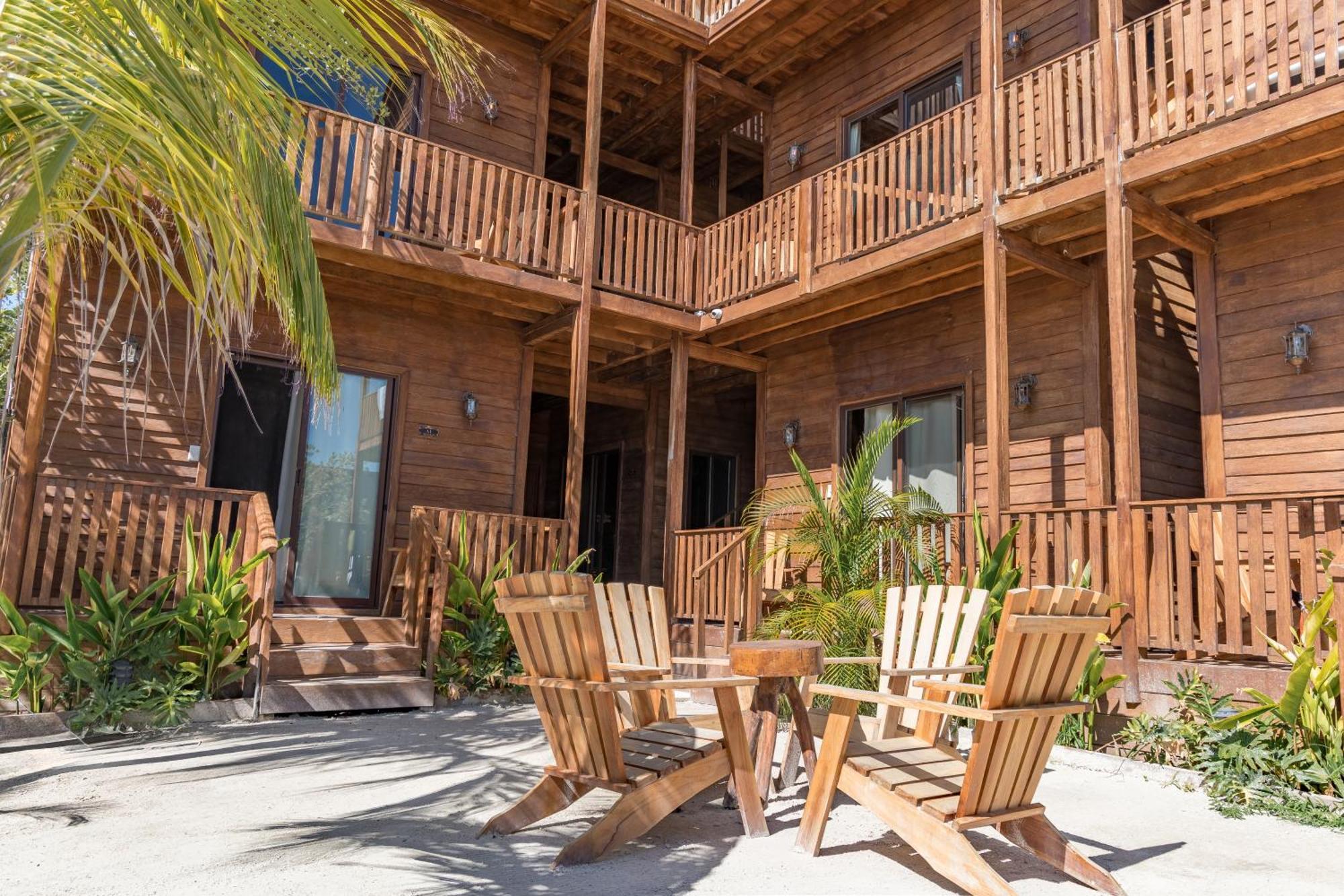 Krak-Inn Holbox - Self Check In Екстер'єр фото